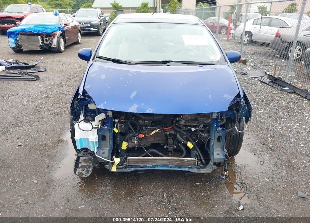 2011 TOYOTA PRIUS FOUR VIN: JTDKN3DU6B1401011