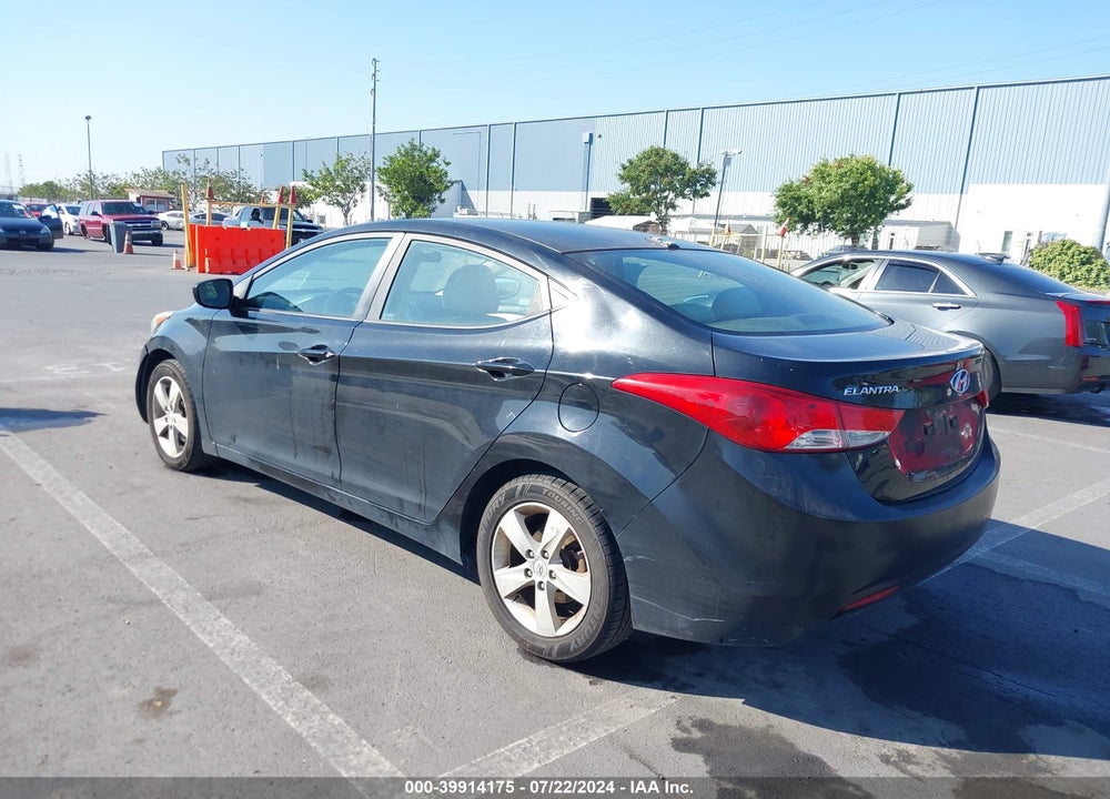 2011 HYUNDAI ELANTRA GLS VIN: 5NPDH4AE6BH035109