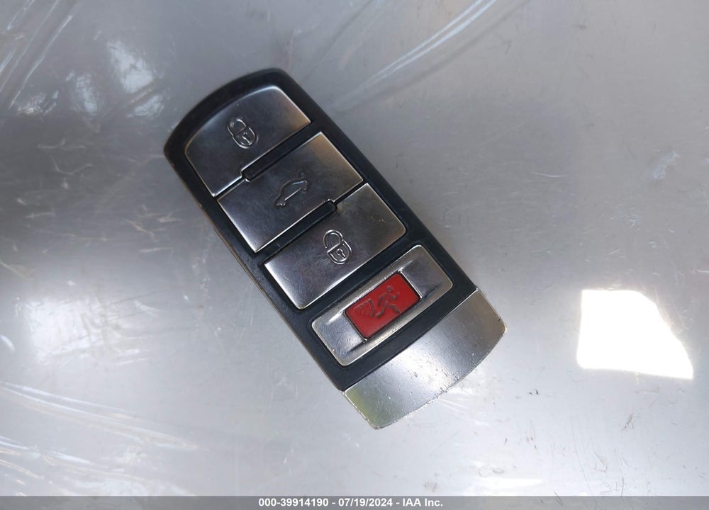 2010 VOLKSWAGEN CC SPORT VIN: WVWMP7AN0AE549041