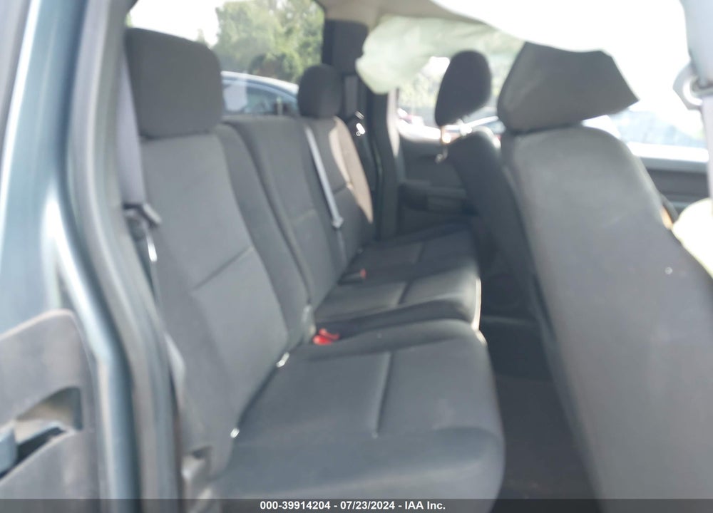 2011 CHEVROLET SILVERADO 1500 VIN: 1GCRKSE36BZ130282
