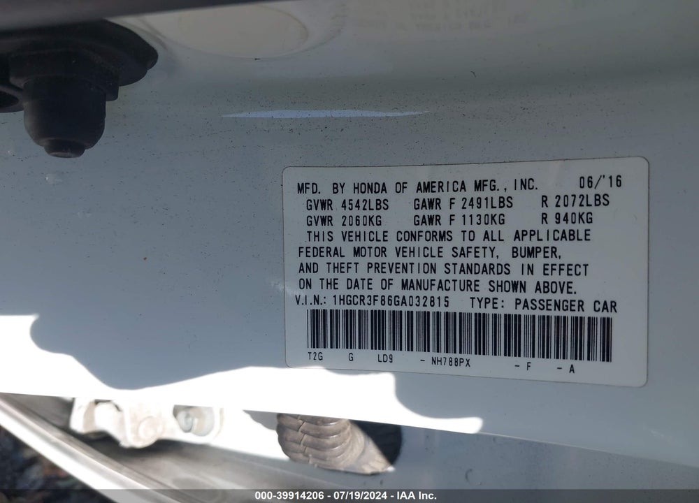 2016 HONDA ACCORD EX-L V-6 VIN: 1HGCR3F86GA032815