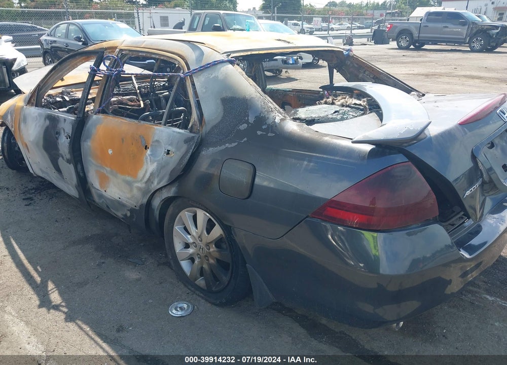 2007 HONDA ACCORD 3.0 EX VIN: 1HGCM66537A048072