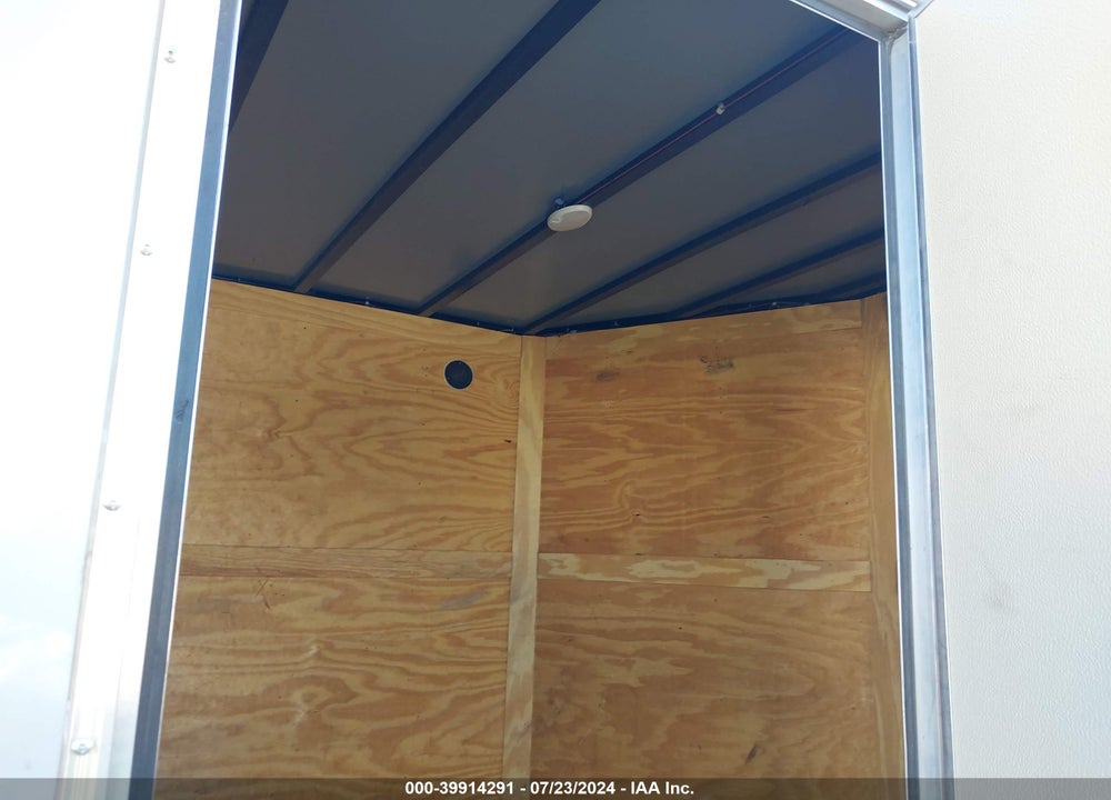 2024 DIAMOND ENCLOSED CARGO TRAILER VIN: 53NBE1620R1107733