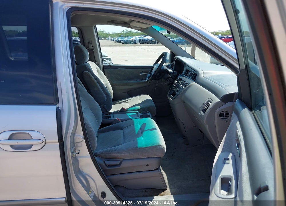 2004 HONDA ODYSSEY EX VIN: 5FNRL18614B014851