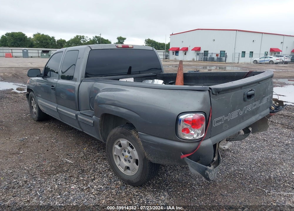 2000 CHEVROLET SILVERADO 1500 VIN: 2GCEC19V1Y1150054