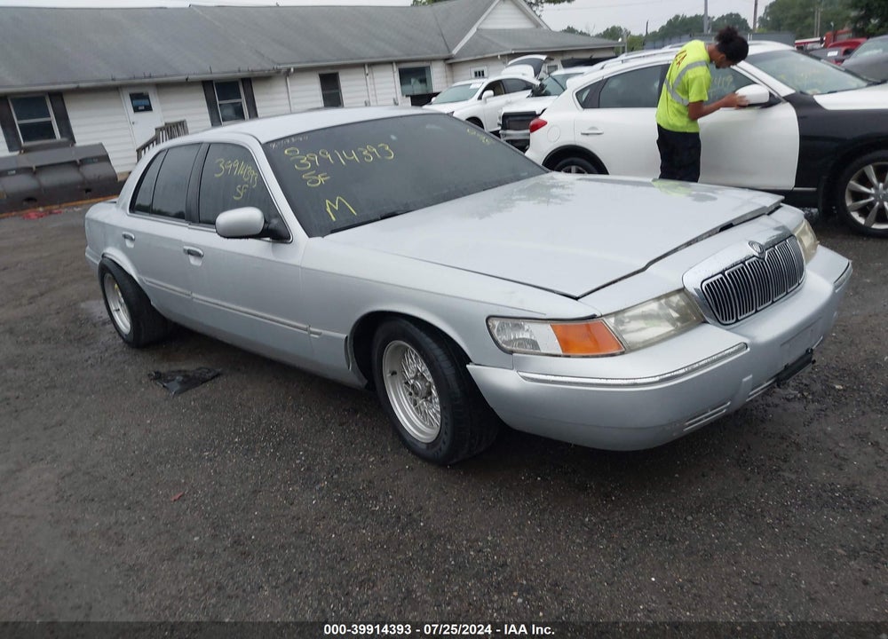 2001 MERCURY GRAND MARQUIS LS VIN: 2MEFM75W21X657582