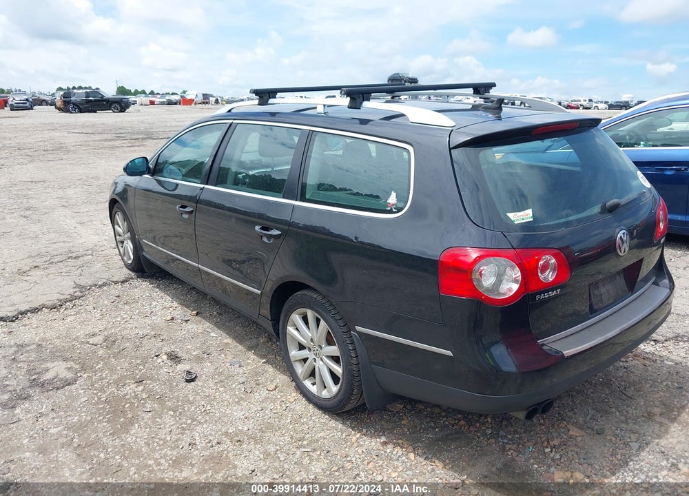 2010 VOLKSWAGEN PASSAT KOMFORT VIN: WVWXL7AN6AE026776