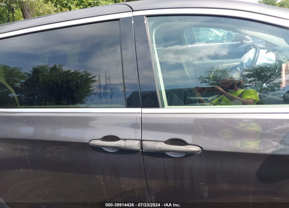 2019 CHRYSLER PACIFICA L VIN: 2C4RC1AG5KR575252