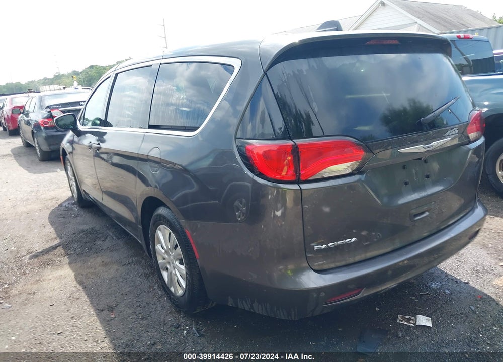 2019 CHRYSLER PACIFICA L VIN: 2C4RC1AG5KR575252