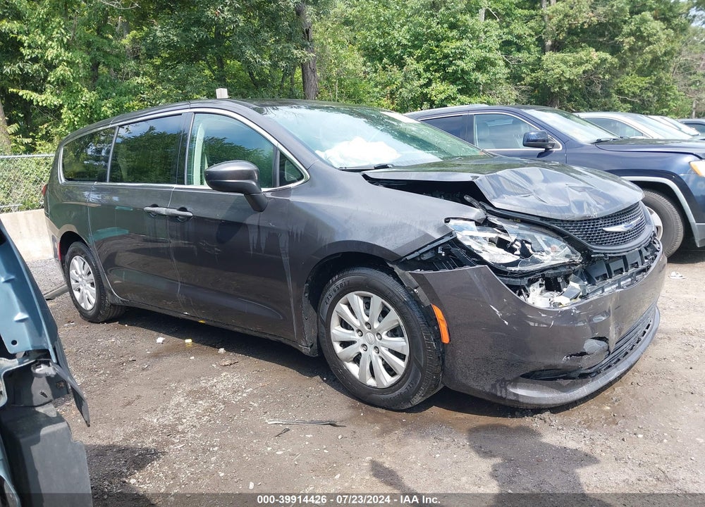 2019 CHRYSLER PACIFICA L VIN: 2C4RC1AG5KR575252