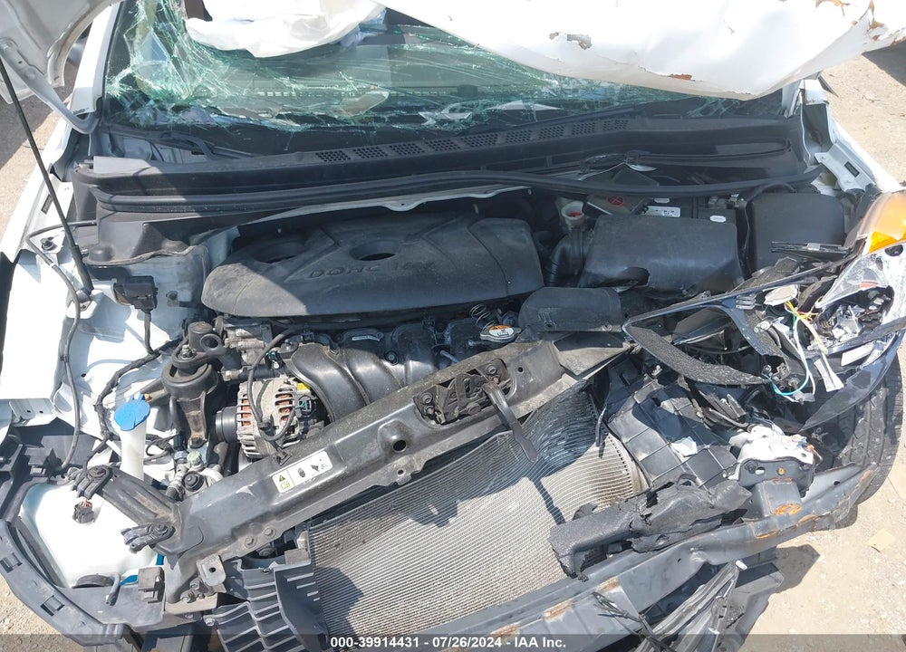 2013 HYUNDAI ELANTRA GLS VIN: 5NPDH4AE0DH394409