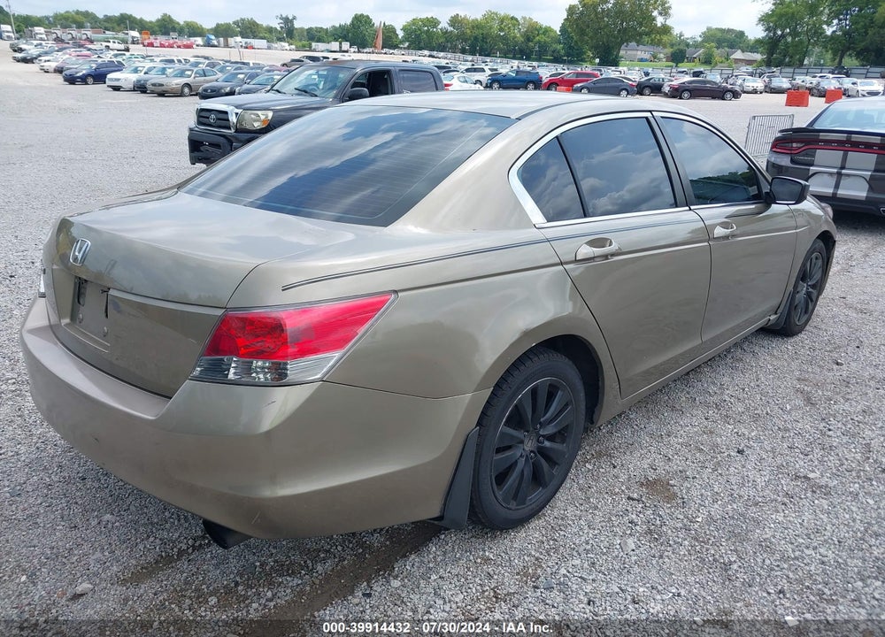 2008 HONDA ACCORD 2.4 LX-P VIN: 1HGCP264X8A138232