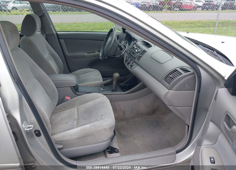 2004 TOYOTA CAMRY LE VIN: 4T1BE32K64U333226