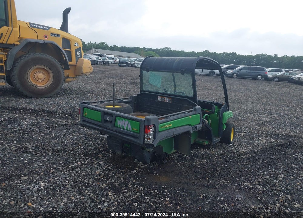 2015 JOHN DEERE TE 4X2 VIN: 1M0T145EKFM100270