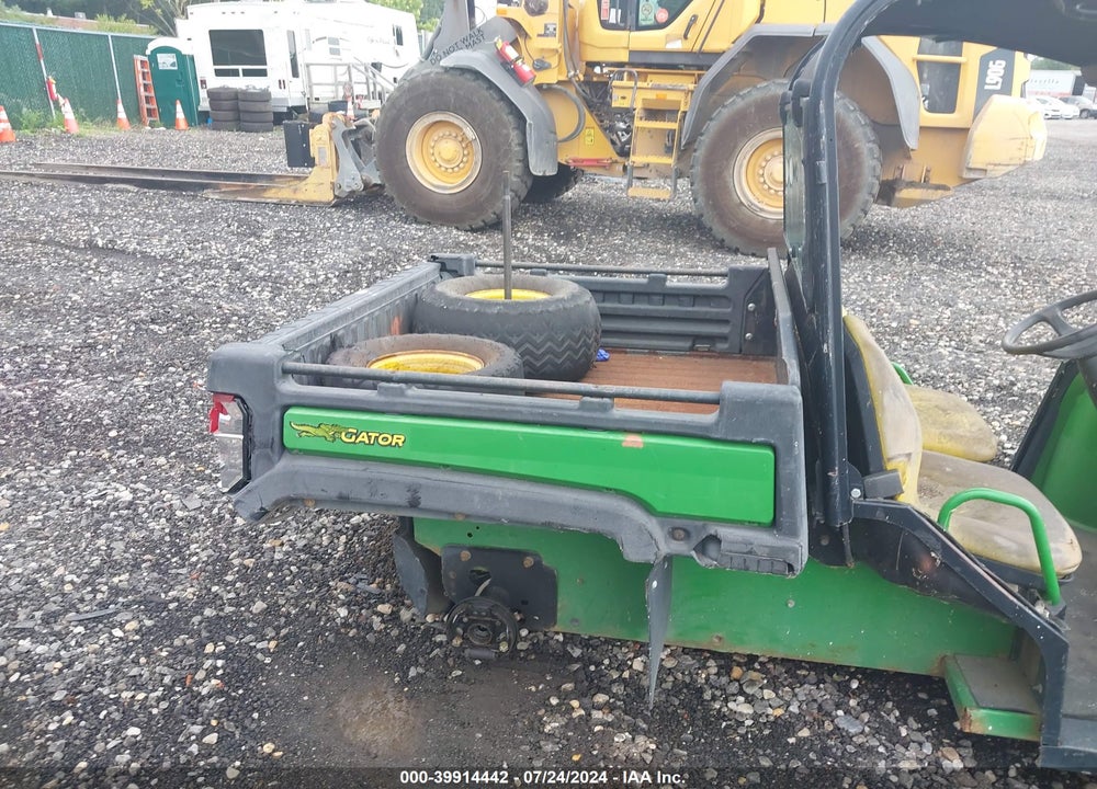 2015 JOHN DEERE TE 4X2 VIN: 1M0T145EKFM100270