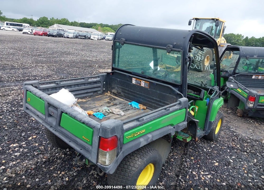 2015 JOHN DEERE TE 4X2 VIN: 1M0T145EEFM100280