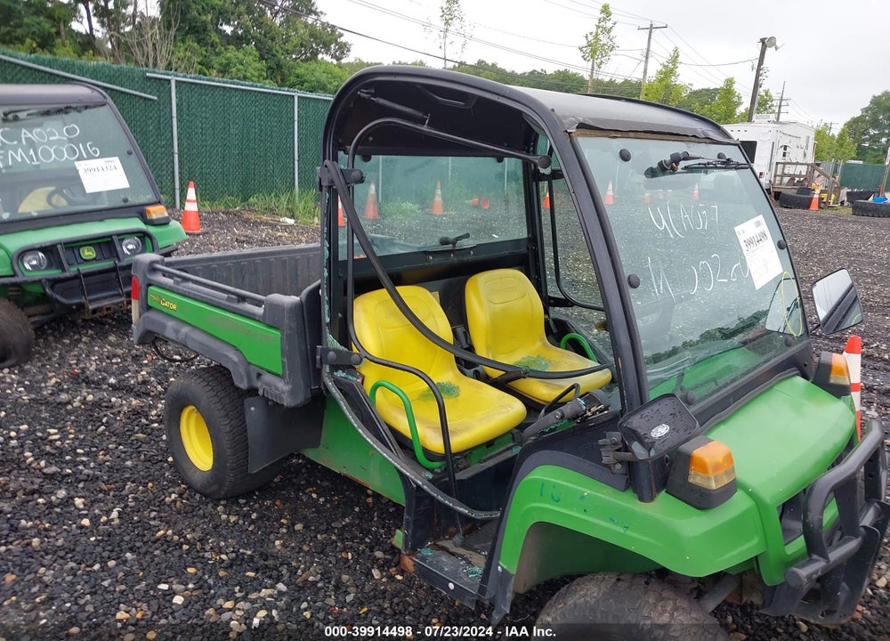 2015 JOHN DEERE TE 4X2 VIN: 1M0T145EEFM100280