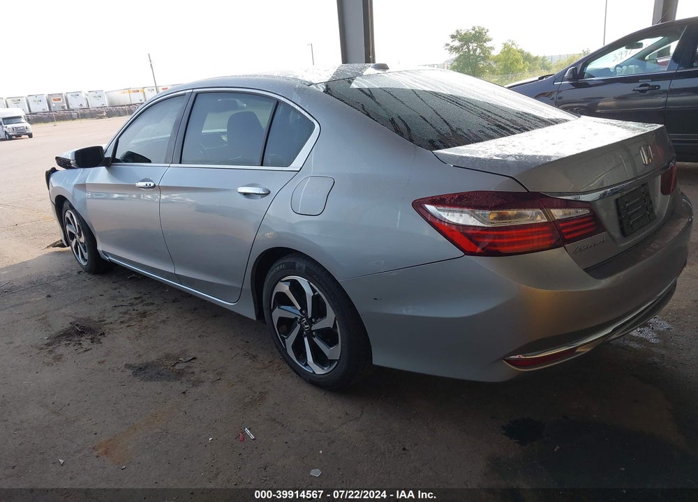 2017 HONDA ACCORD EX-L VIN: 1HGCR2F88HA066573