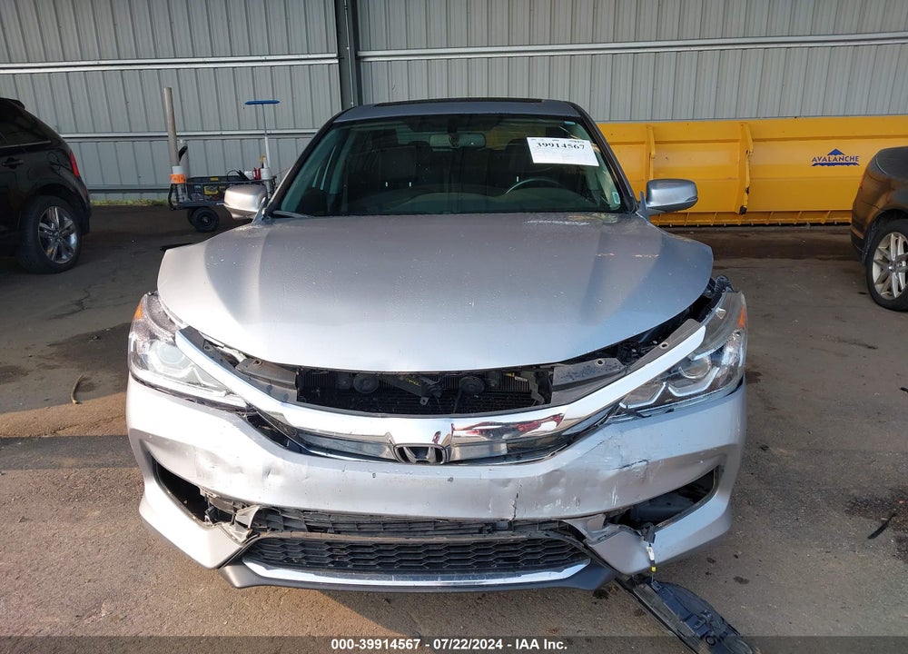 2017 HONDA ACCORD EX-L VIN: 1HGCR2F88HA066573