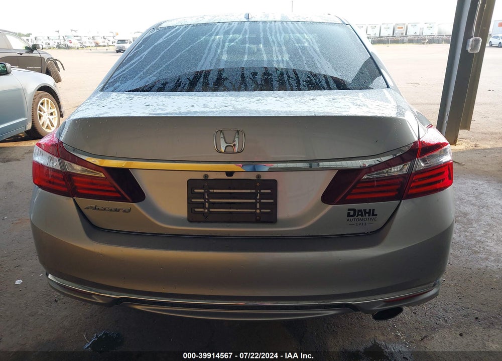 2017 HONDA ACCORD EX-L VIN: 1HGCR2F88HA066573