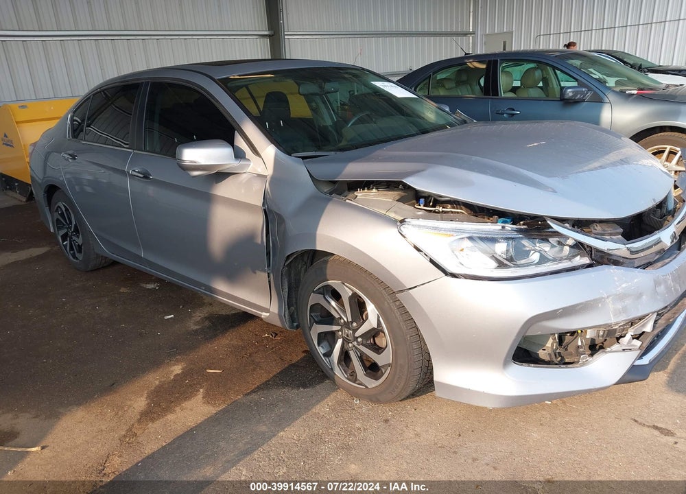 2017 HONDA ACCORD EX-L VIN: 1HGCR2F88HA066573