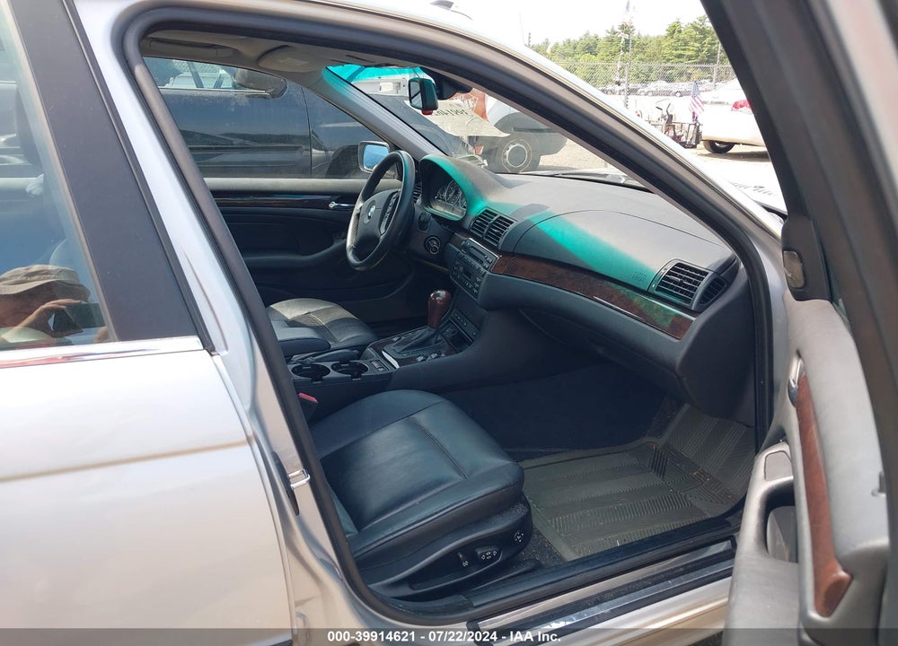 2002 BMW 330XI VIN: WBAEW53492PG17567