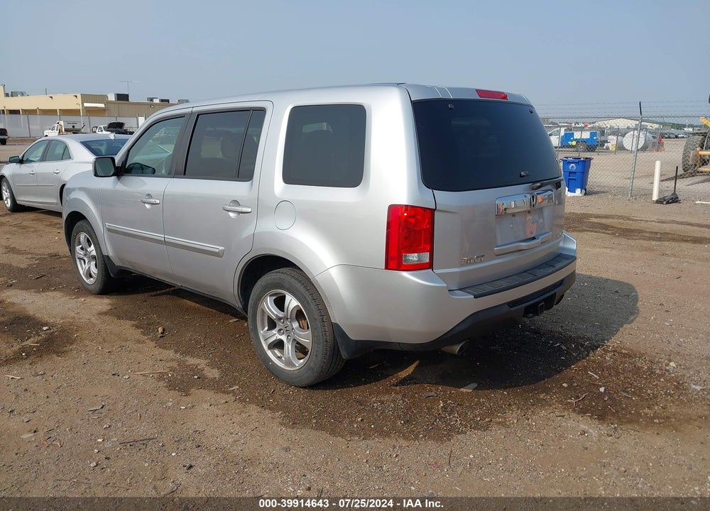 2012 HONDA PILOT EX VIN: 5FNYF4H45CB085035