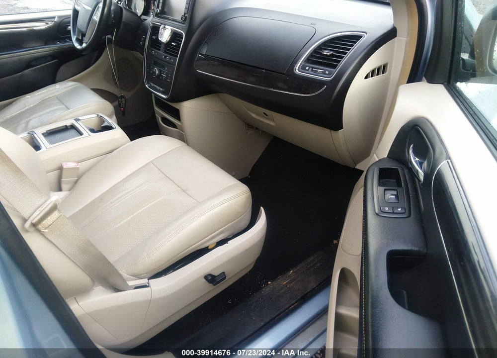2013 CHRYSLER TOWN & COUNTRY TOURING-L VIN: 2C4RC1CG1DR512083