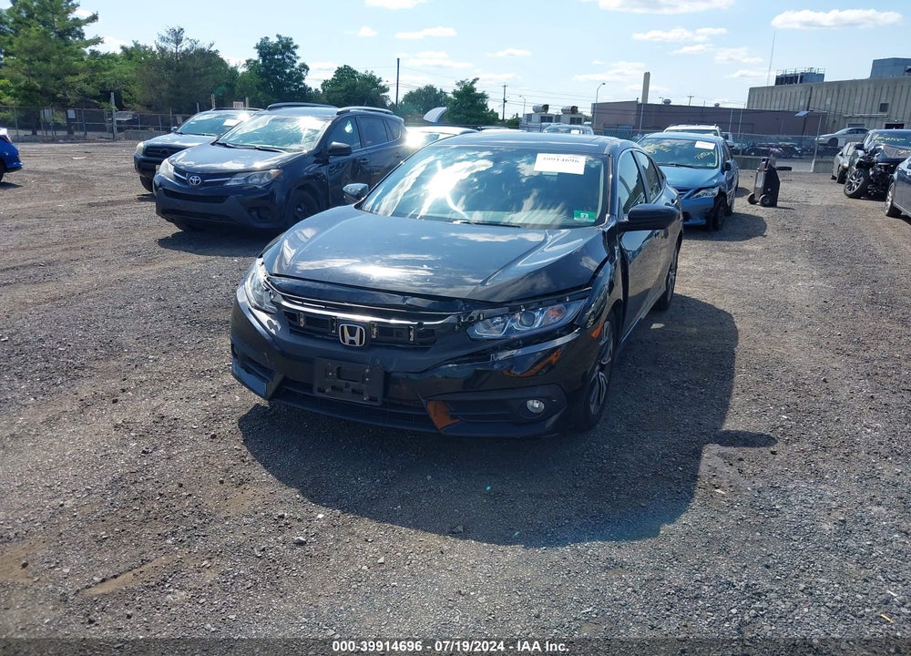 2018 HONDA CIVIC EX-T VIN: JHMFC1F32JX017480
