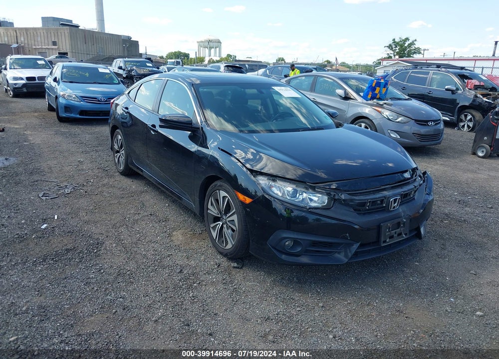 2018 HONDA CIVIC EX-T VIN: JHMFC1F32JX017480
