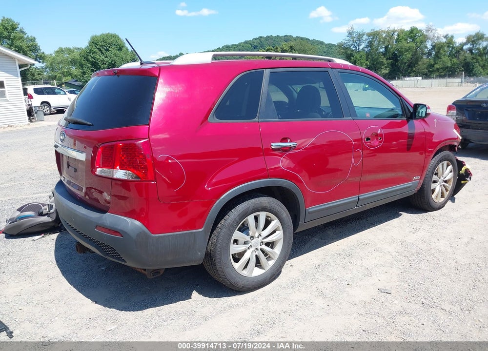 2011 KIA SORENTO LX V6 VIN: 5XYKTDA26BG077993