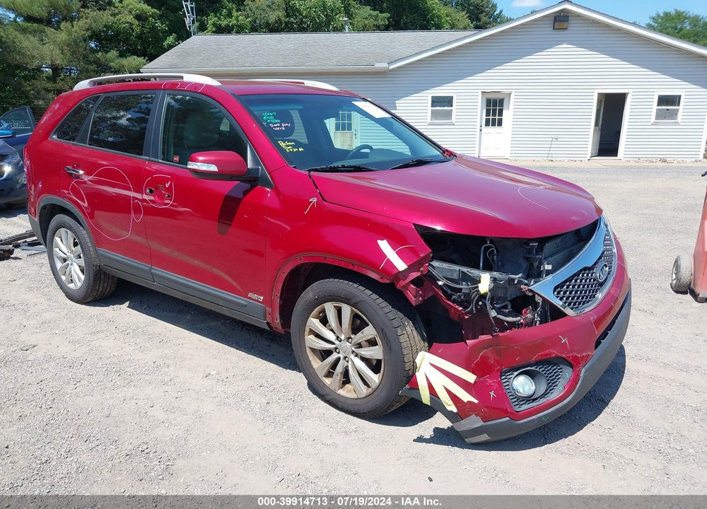 2011 KIA SORENTO LX V6 VIN: 5XYKTDA26BG077993