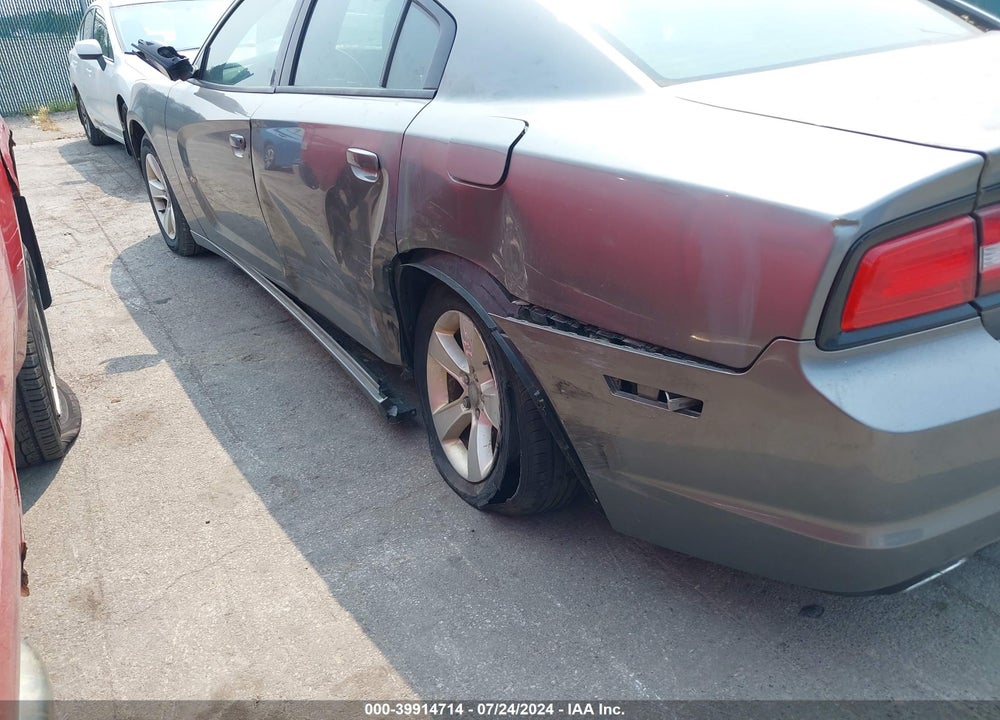 2011 DODGE CHARGER VIN: 2B3CL3CGXBH525145