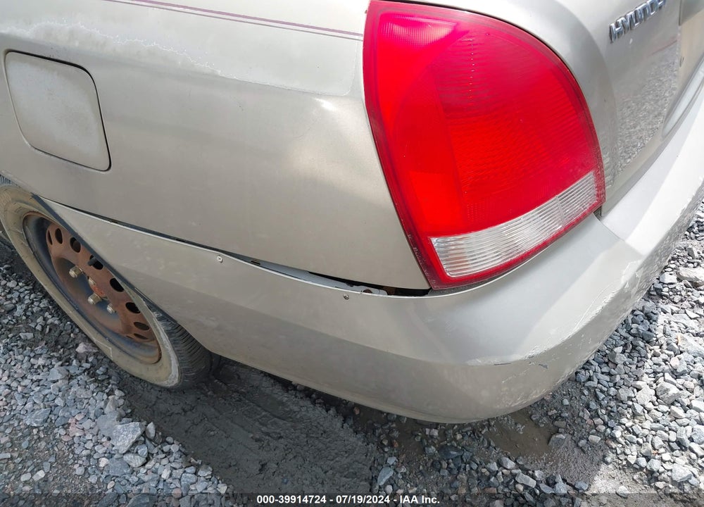 2002 HYUNDAI ELANTRA GLS VIN: KMHDN45D52U392745