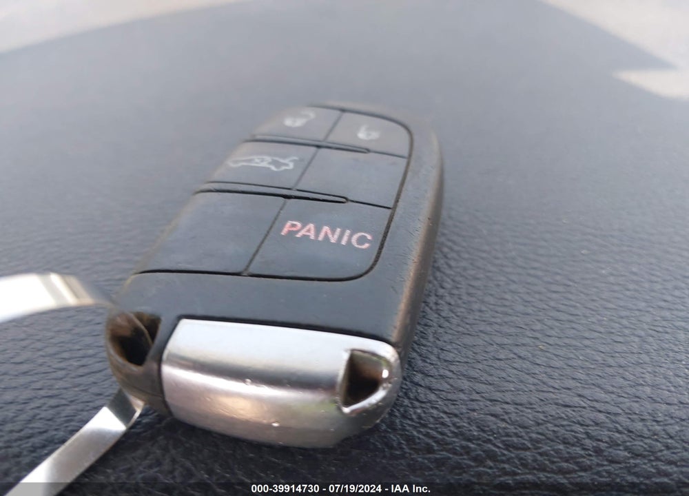 2015 DODGE CHALLENGER SXT VIN: 2C3CDZAG3FH707135