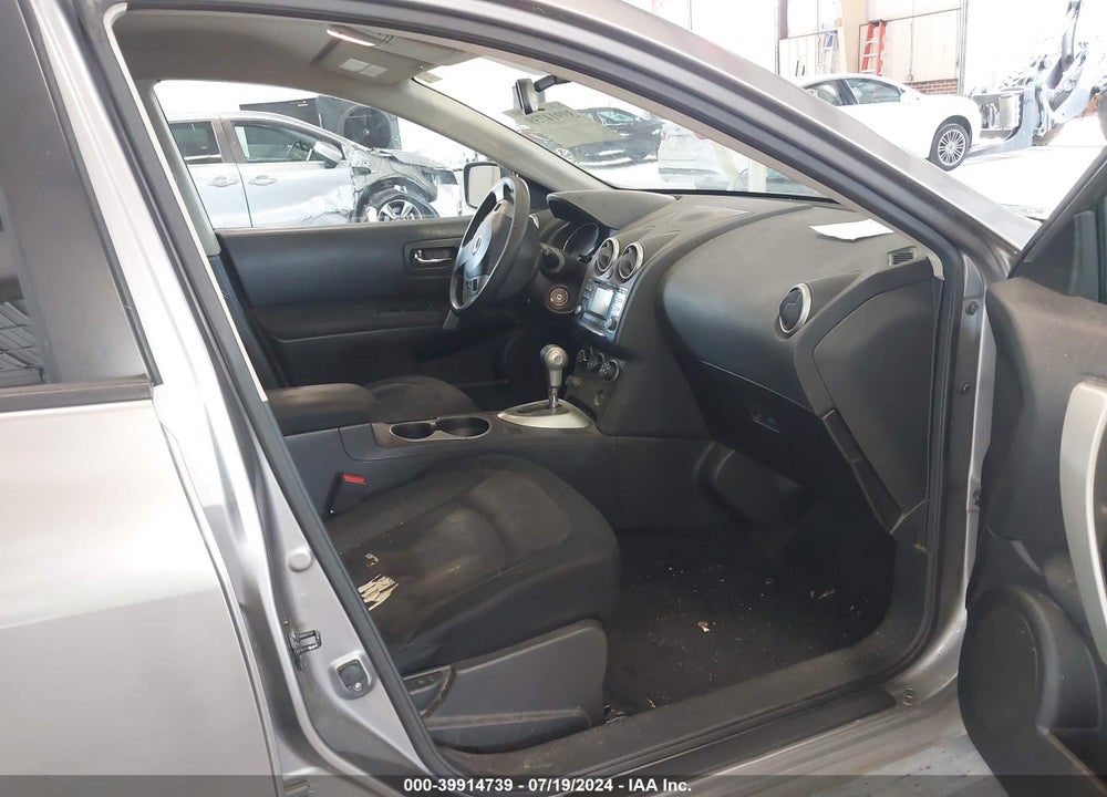 2013 NISSAN ROGUE S VIN: JN8AS5MT8DW034470