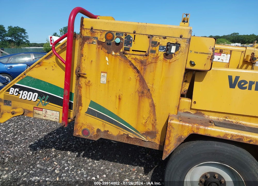 2015 VERMEER MFG. CO. --- VIN: 1VRY131ZXF1004672
