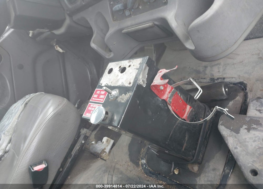 2008 FREIGHTLINER M2 106 MEDIUM DUTY VIN: 1FUBCYBS08HZ05048