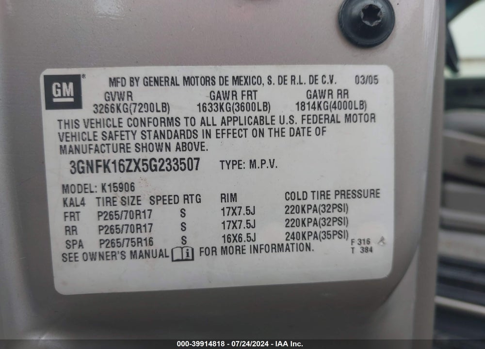 2005 CHEVROLET SUBURBAN 1500 LT VIN: 3GNFK16ZX5G233507