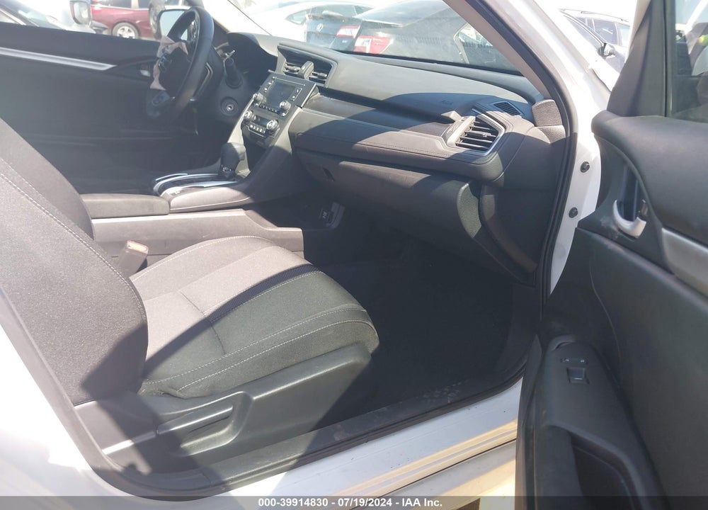 2020 HONDA CIVIC LX VIN: 2HGFC2F68LH571911