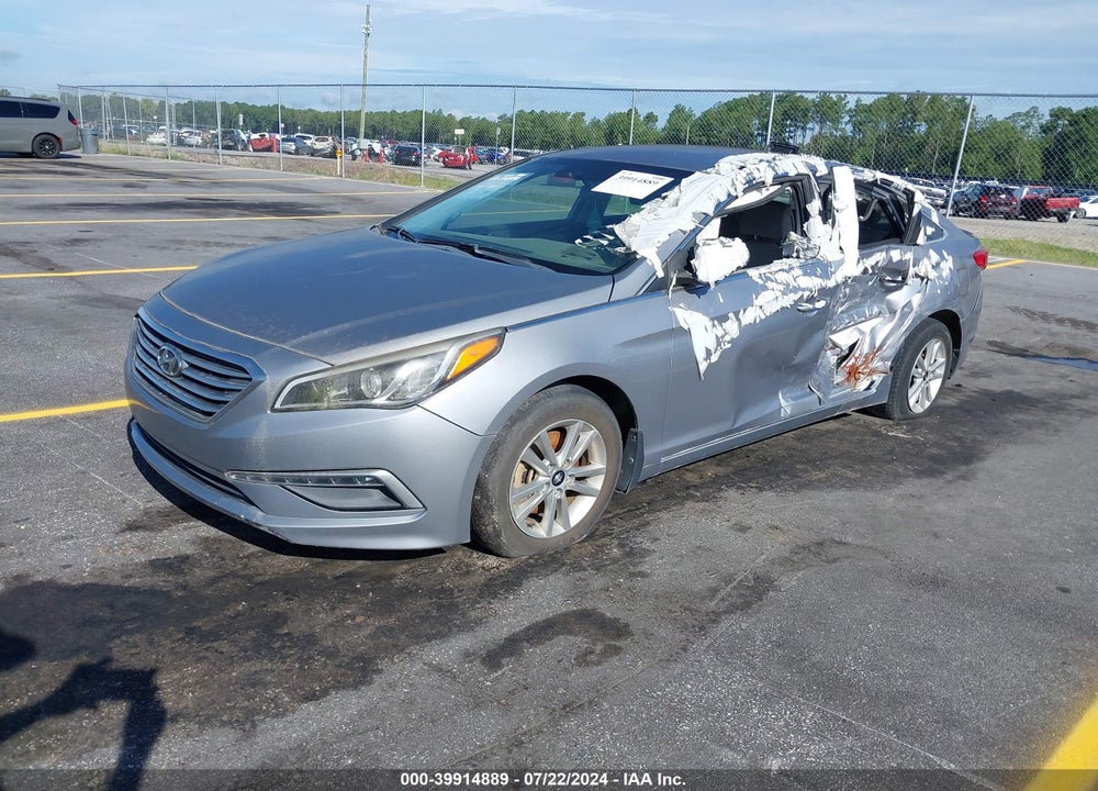 2015 HYUNDAI SONATA SE VIN: 5NPE24AF4FH147279