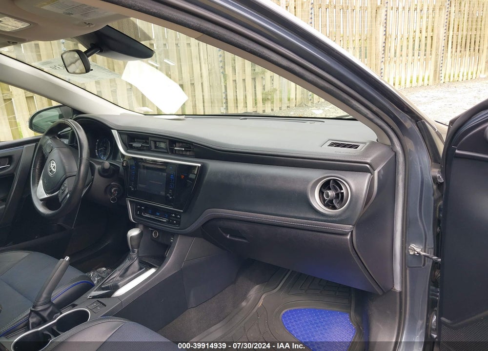 2018 TOYOTA COROLLA SE VIN: 2T1BURHE0JC045769