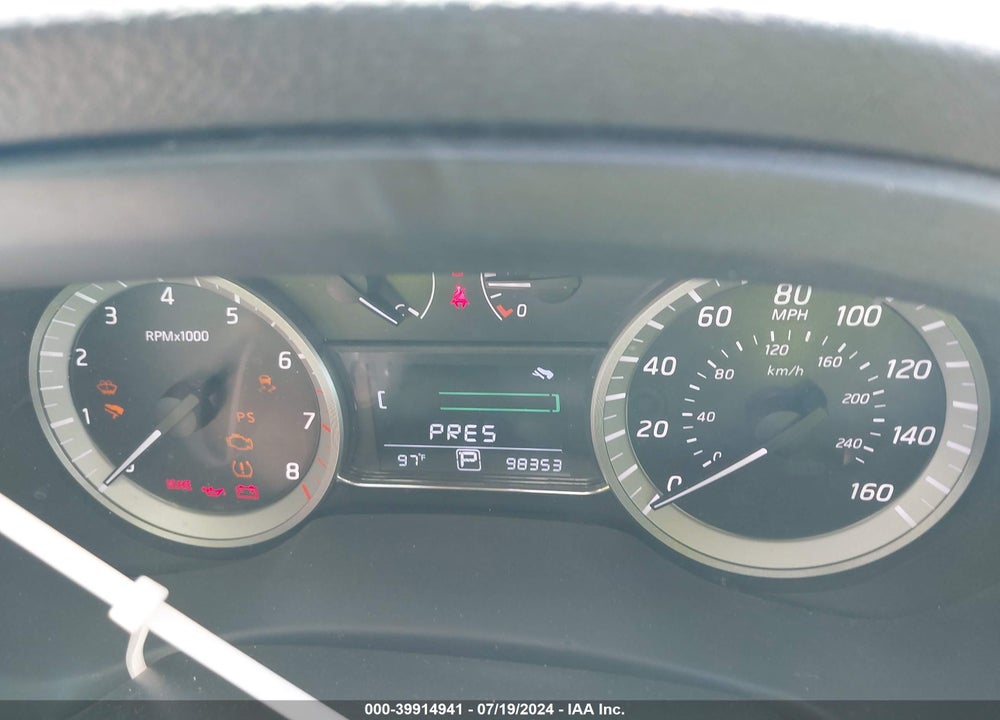 2014 NISSAN SENTRA SR VIN: 3N1AB7AP3EY264428