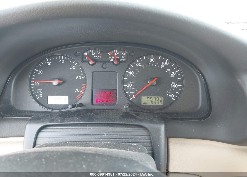 2000 VOLKSWAGEN PASSAT GLS V6 VIN: WVWMD23B6YP214069