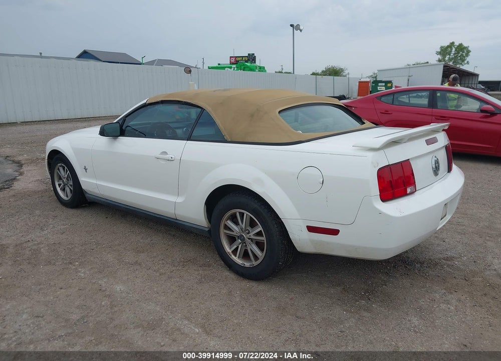 2005 FORD MUSTANG VIN: 1ZVHT84N755253452