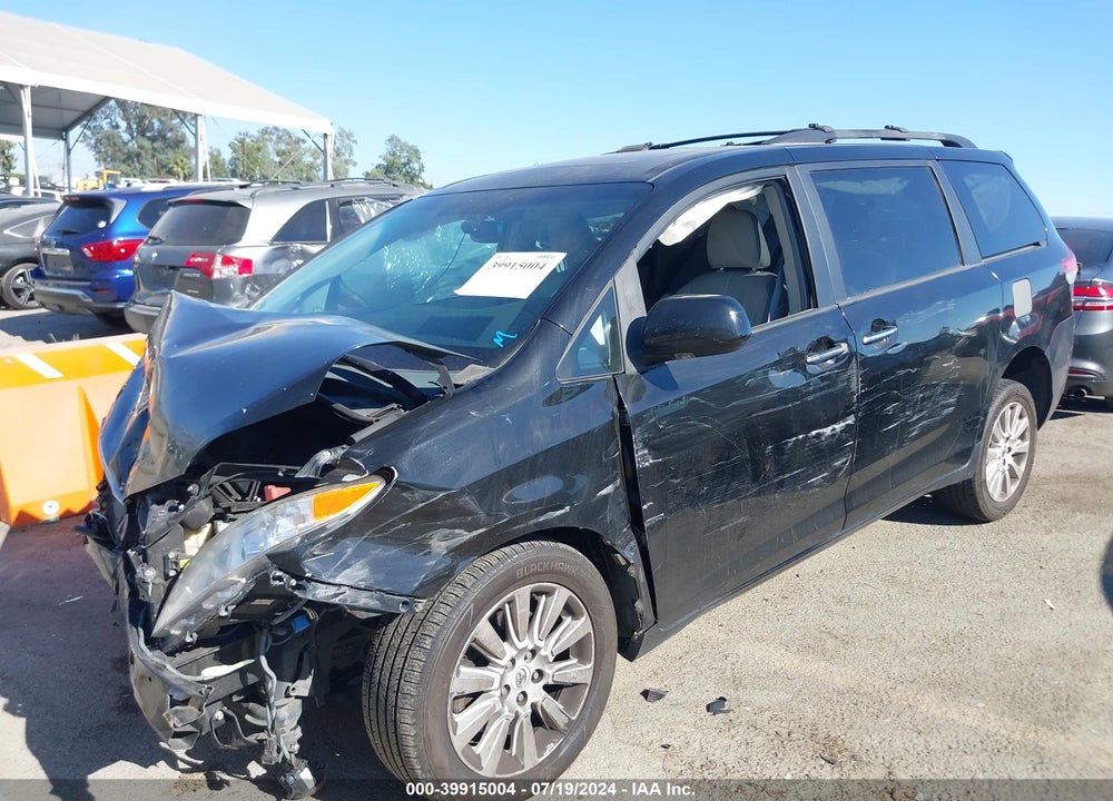 2012 TOYOTA SIENNA LIMITED V6 7 PASSENGER VIN: 5TDYK3DC0CS213891