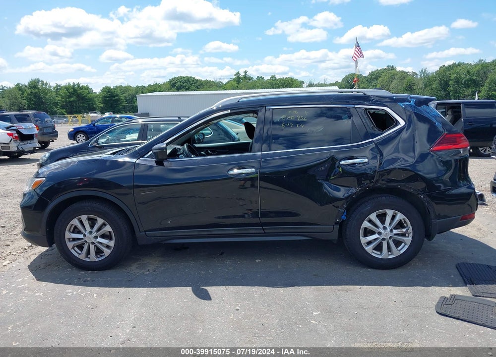 2017 NISSAN ROGUE S VIN: 5N1AT2MM0HC780723