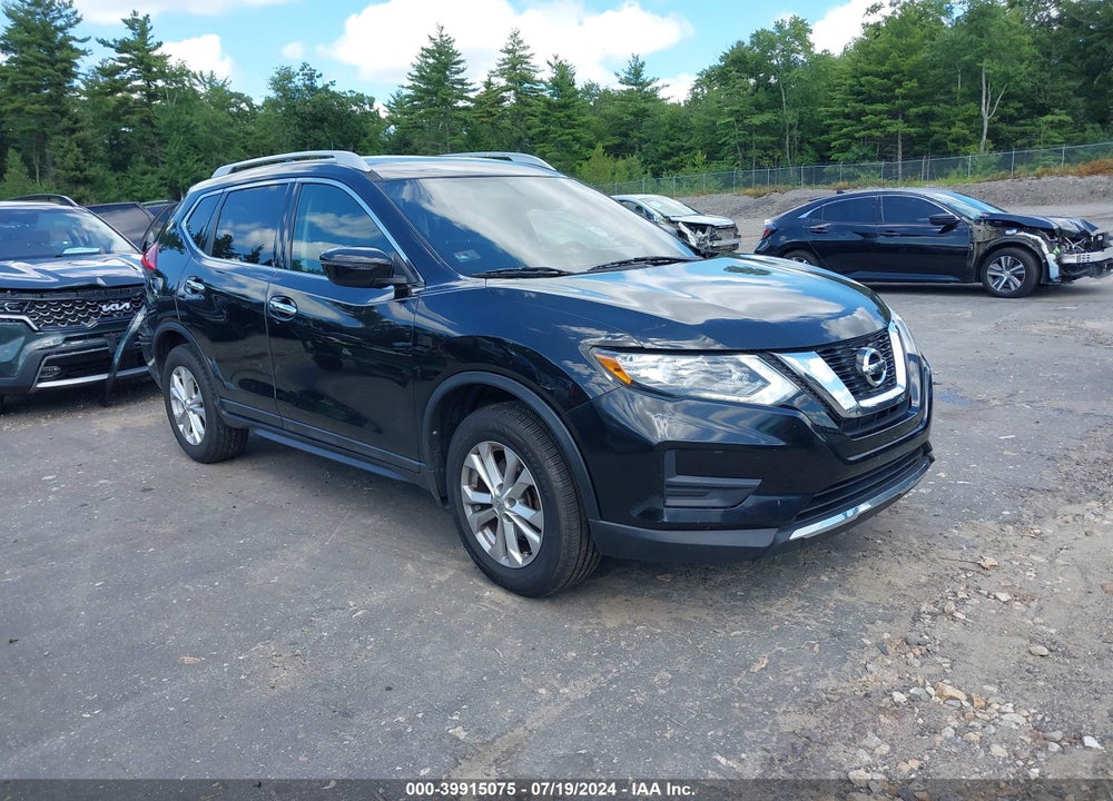 2017 NISSAN ROGUE S VIN: 5N1AT2MM0HC780723