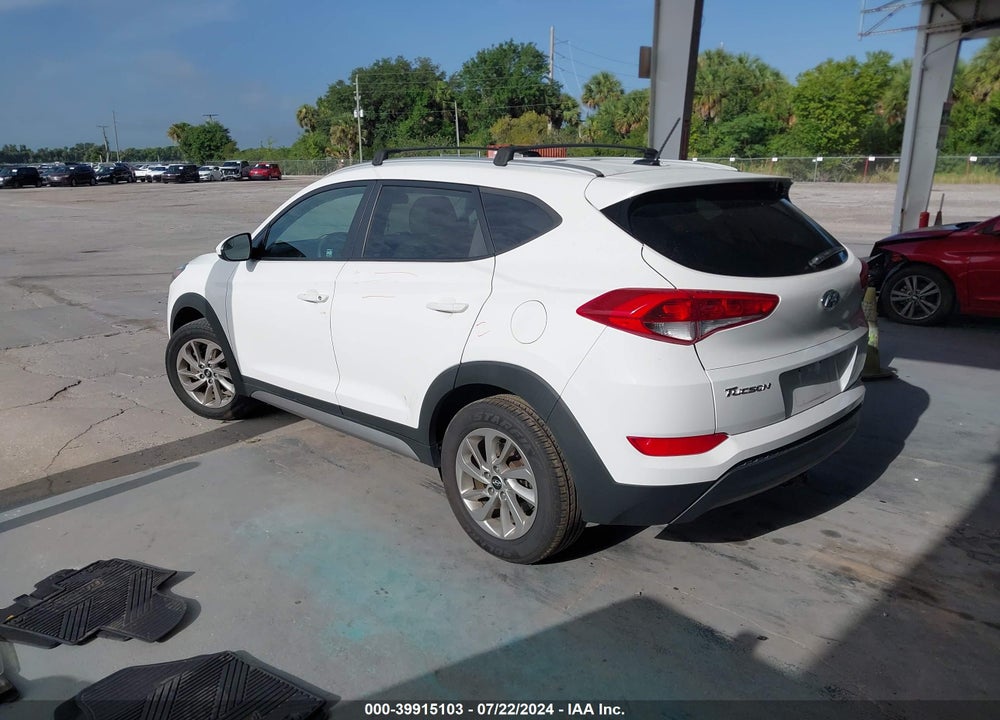 2017 HYUNDAI TUCSON SE VIN: KM8J3CA41HU291669