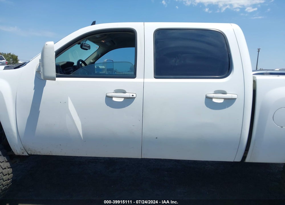 2007 CHEVROLET SILVERADO 1500 LT1 VIN: 2GCEK13M271680602